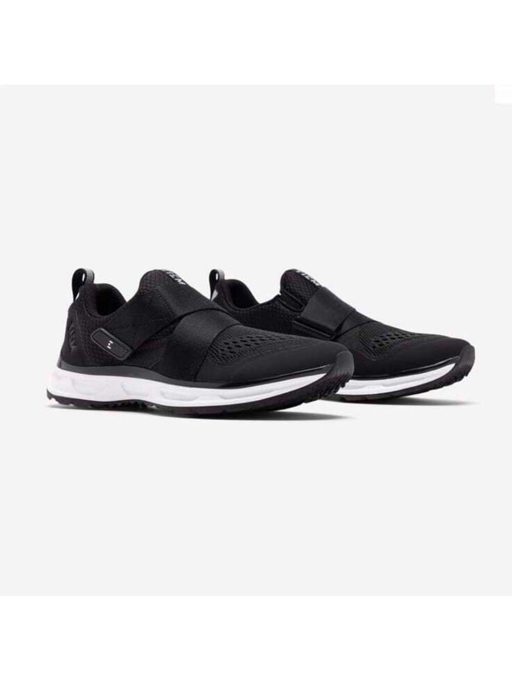 TIEM spin Shoes with cleats